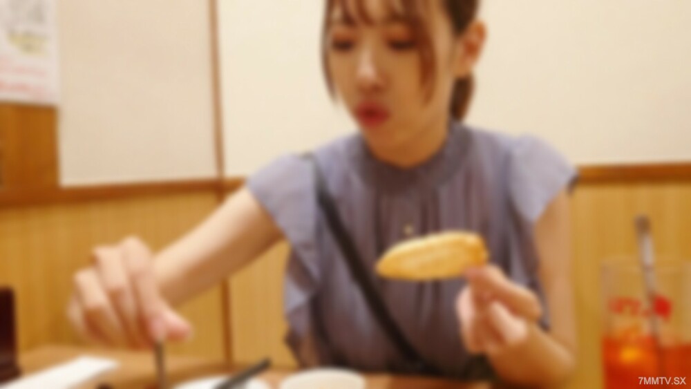 美丽、成熟的妙乔是叛逆的高潮。塔吉塔吉在中午重复讯息，距离10m。连续双连击！