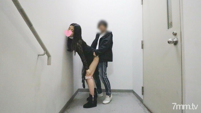 【非业馀单拍】从路边遥控的高潮插入到疯狂的阴道射精裸露在城市的该死的婊子女孩！昏厥抽搐使我失去记忆 精液粘在我身上，即使我射精，“它不是仍然勃起吗？”