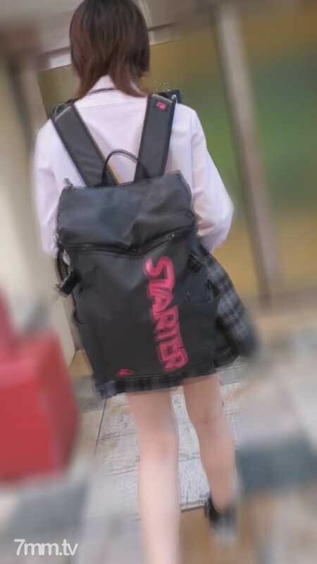 在公共厕所无鞍〜县一般课程③短发高前排球俱乐部④〜