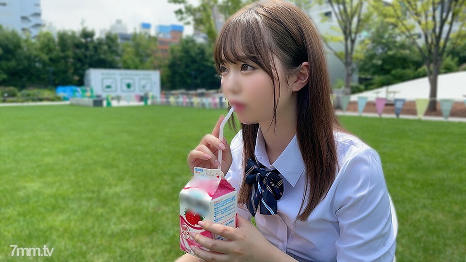 [学生ti●●ok] 2021学生真实！认真的天使！迷倒群岛的美少女 Ti ● T ● ker 奇闻趣事与大学生男友泄露 像性欲猴子一样的年轻人