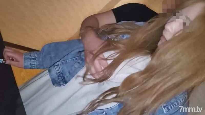 犯下一个用丑男棒让女儿肉体挣钱的妈妈