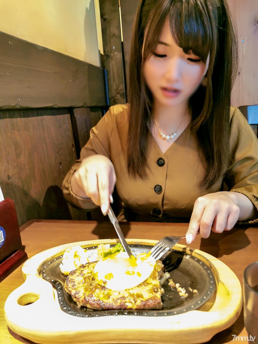 [奇特女强人#026] 肉食鞭波查OL 28岁汉堡300g 压扁后立即用玩具责备尖叫暨高潮壹岐卷起大屁股巨乳豪华肉欺凌连续阴道射精训练♡【壹岐的习惯