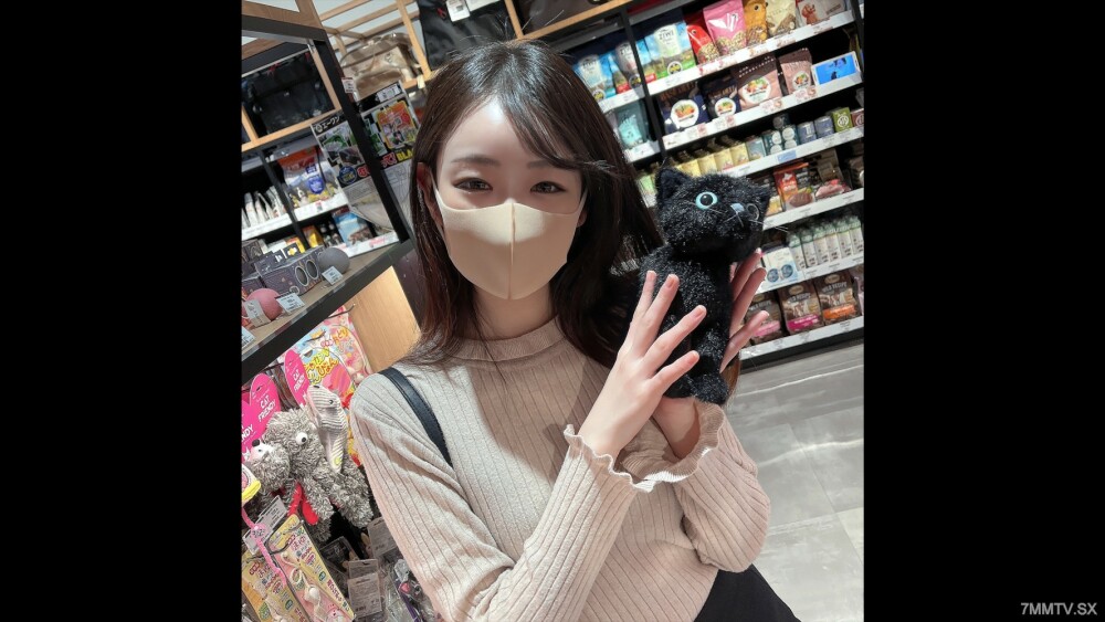 第一枪！限时1/30【未删减】在猫咪咖啡厅推来推去的苗条JD吸我的生殖器，感觉好到让我意外高潮！ ！此外，之后进行阴道射精！ ！ ！