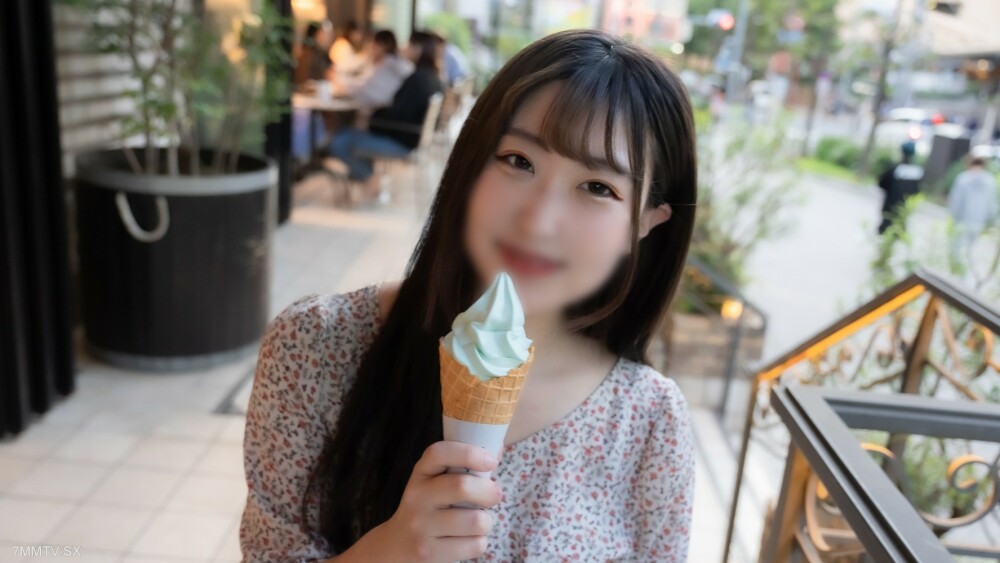 贪婪好色的小偷。于的生殖器被刺穿，于的身体被枪击。深喉射精★