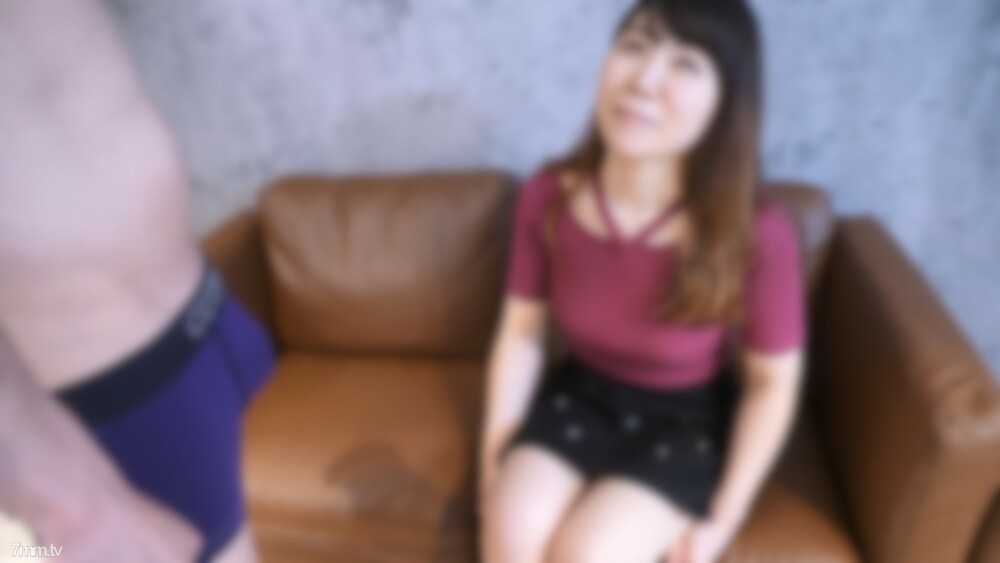 【第一枪/42分钟，5枪】（〒）在银行的第二年。未切割的中出暨 # 9 有很多湍流和口交，从柔和的气氛中无法想像