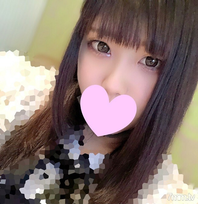 尤娜 18 岁 High 〇 刚毕业的矿山少女！即使在发育过程中也是无辜的和全身的性感带！现在阴道精液射入青少年丰满的下半身！ FC2-PPV-2799419