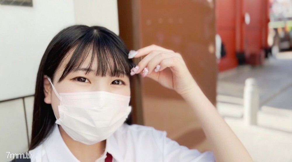 [完整外观] [发现Gachi原石！ ] 目前在东京◯高◯原始小光！ 1页青春在这里装点 没经验的女学生H经验少，用大鸡巴无胶射阴道！ ！