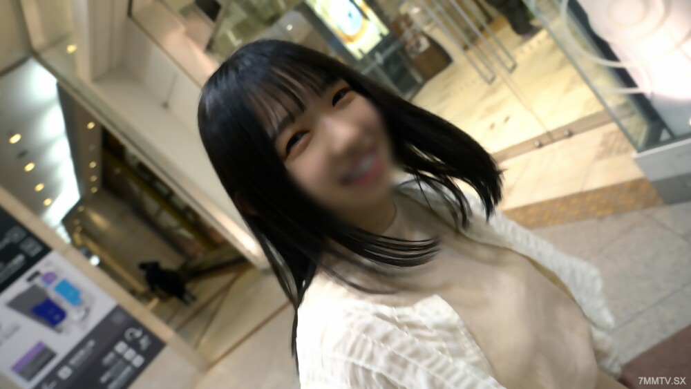 到11/18 1500分【150cm、巨乳】*F罩杯25岁，合成大师。我的阅历很有限，最喜欢土味，常常看到男人深沉的性爱。原始的年糕。 