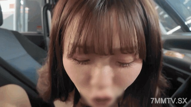 [车内爆炸] Ro Rikawa Miho-chan攻击熟睡的人♥柔软的身体和近海汽车的爱。当我像个街头行人一样盯著他的时候，我彻底震惊了！