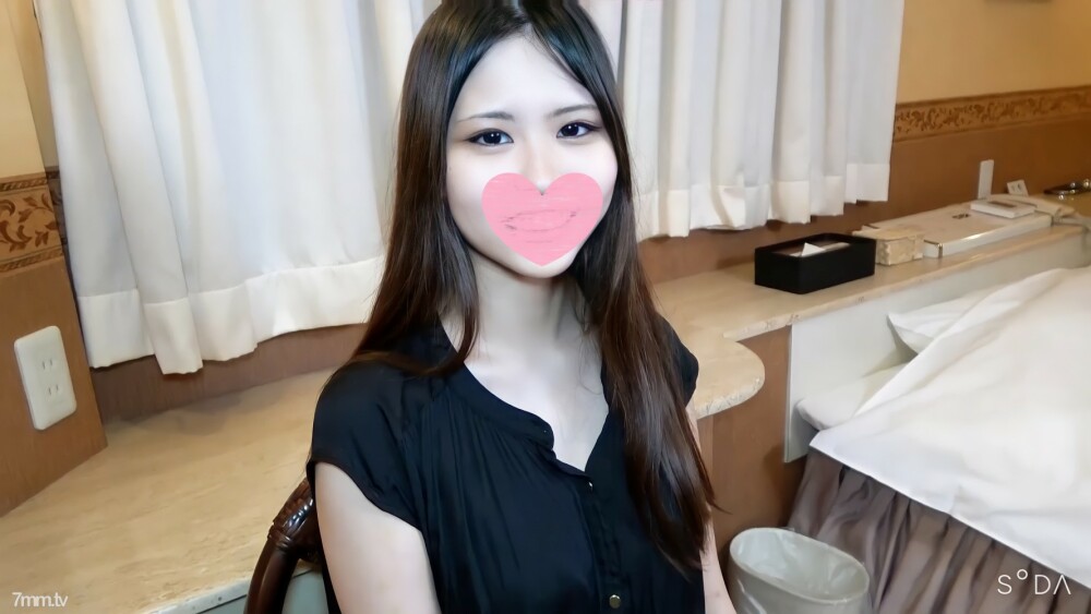 [无/片] 发现人才！拥有“可爱笑容、E罩杯、明亮”的22岁素人少女♥虽然整洁但每天都在自慰的无尽酱♥在嘴里射了两次，给了叔叔的汁液！ * 提供高质量的评论福利