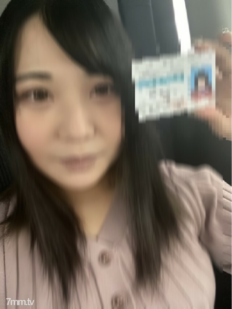 直接规模 3 人连续在一天中的口交专用车中大规模开枪。终于住在车里，感觉太舒服了，阴道射精量很大☆ Mizuki-chan，一个喜欢口交的美容师 Vol.4