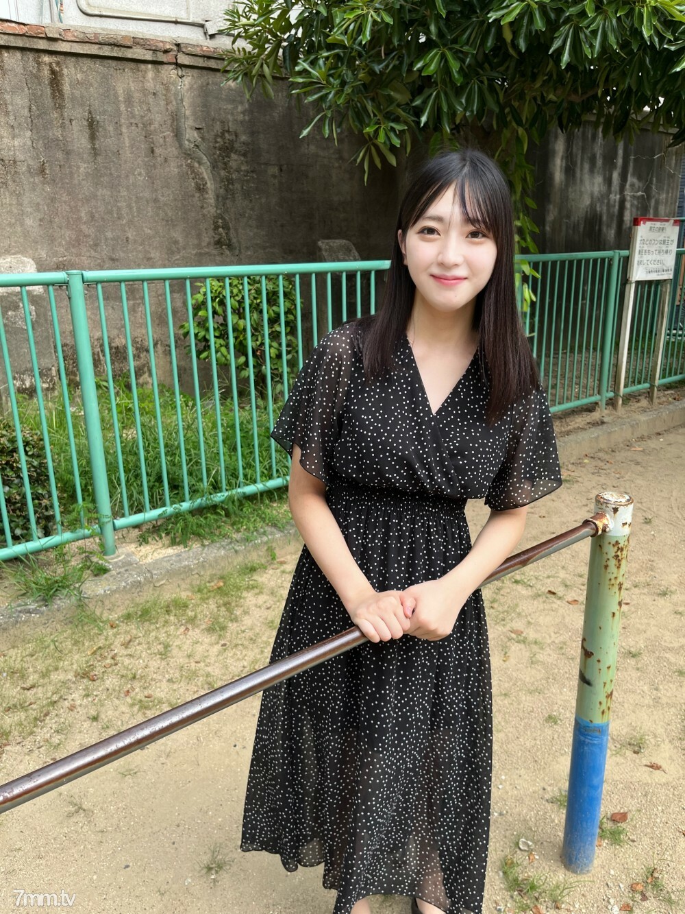 【永久保存版】一直在找这样的女孩！刚从农村搬到东京的枫，拥有美丽的乳房。