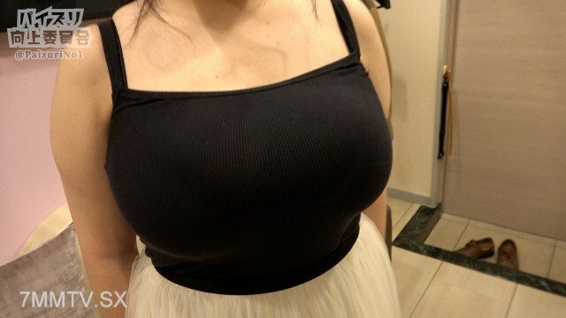 *限定【乳交射击】Lcup 18岁超能力毕业即拍！他妈的夹在压倒性的长奶潜力和母乳喂养手交之间！