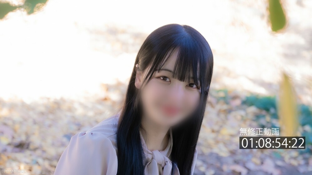 她是一位地位最高的女人，拥有和其他人一样的经验和难以理解的性快感。原始银刀射击。