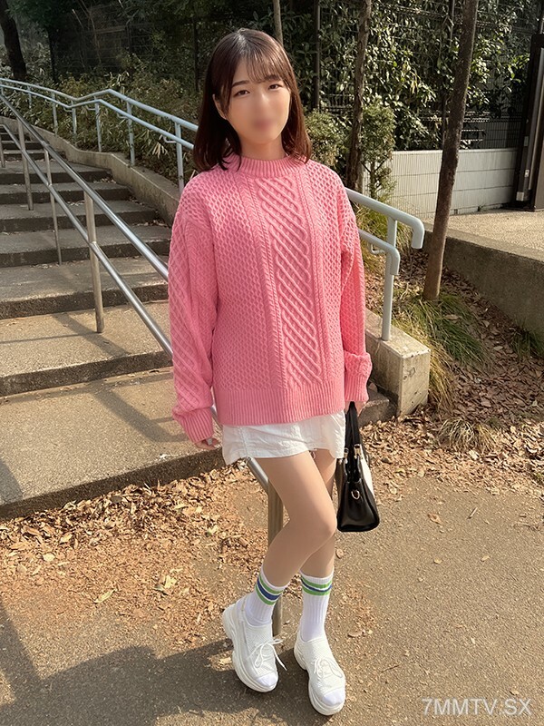 Nozomi Naejo 女大学生 19 岁