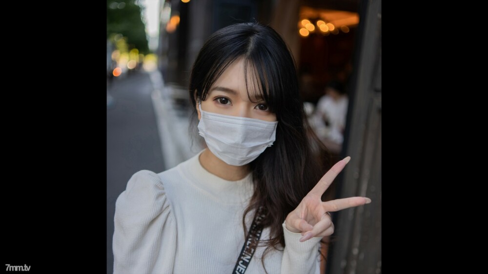【新影院风】数量有限！ [未经审查] 在晴朗的秋天天空下，和一个漂亮的女大学生。摘下来的时候，长出来的刷毛密密麻麻……射在她整洁干净的阴道里！ ！！